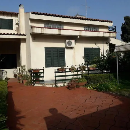 Apartment In Villa Mora Near The Sea - Wi-Fi *
