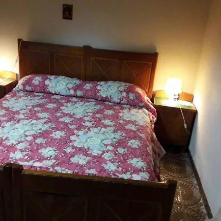 Apartment In Villa Mora Near The Sea - Wi-Fi Apartment *